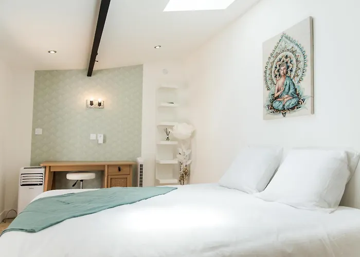 **Auberge De L\'Aude**